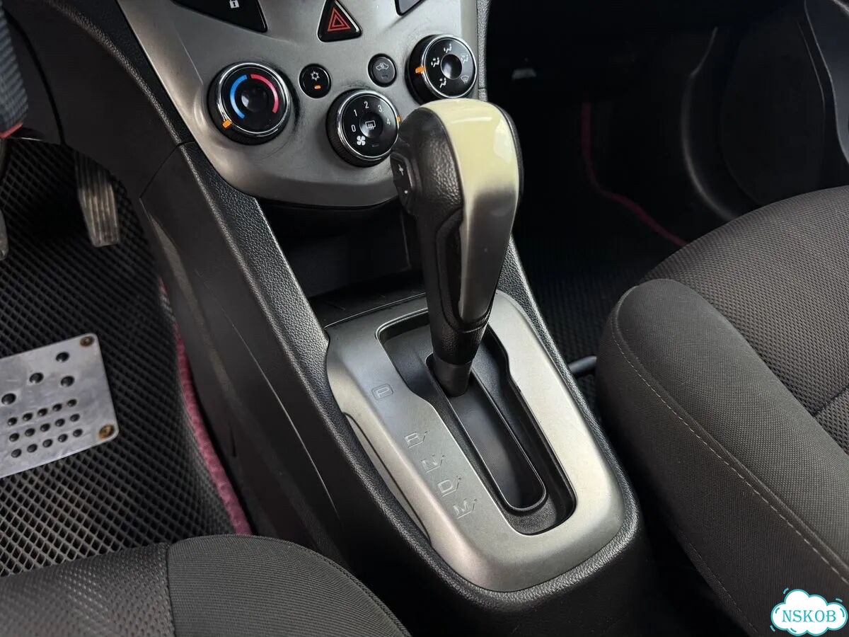 Chevrolet Aveo 1.6 AT, 2012, 203 303 км фото 14