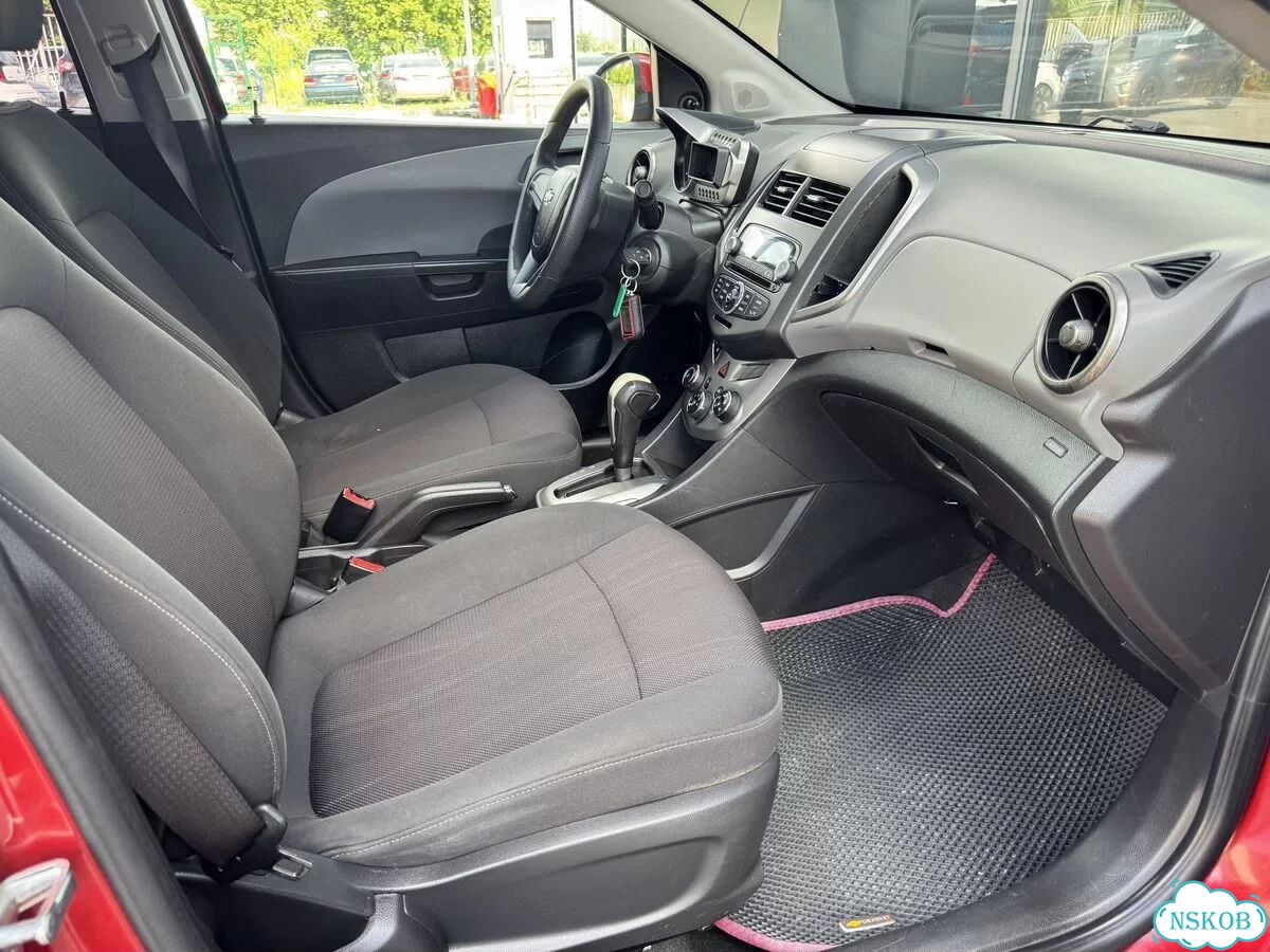 Chevrolet Aveo 1.6 AT, 2012, 203 303 км фото 9
