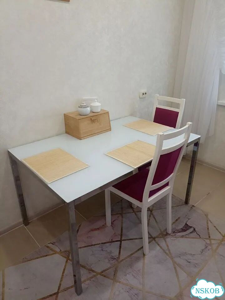 Продам стол бу икеа фото 1
