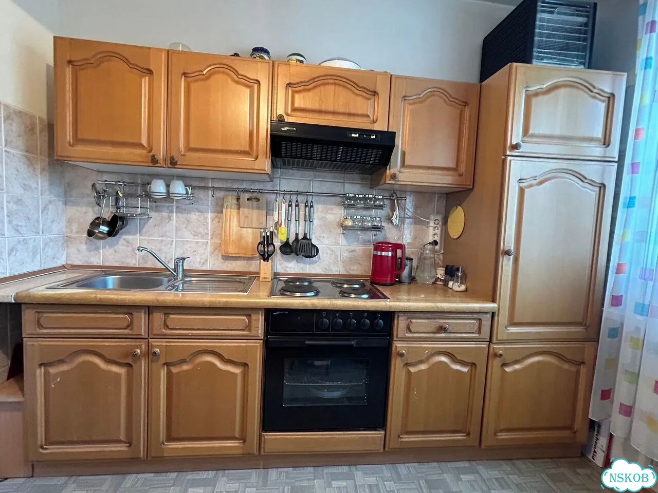 Кухонный гарнитур из массива бу фото 1