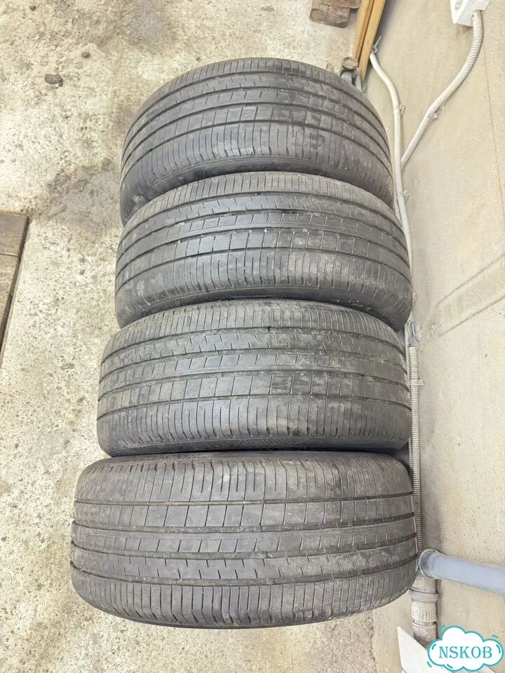 Dunlop Veuro VE304 225/50 R18 фото 1