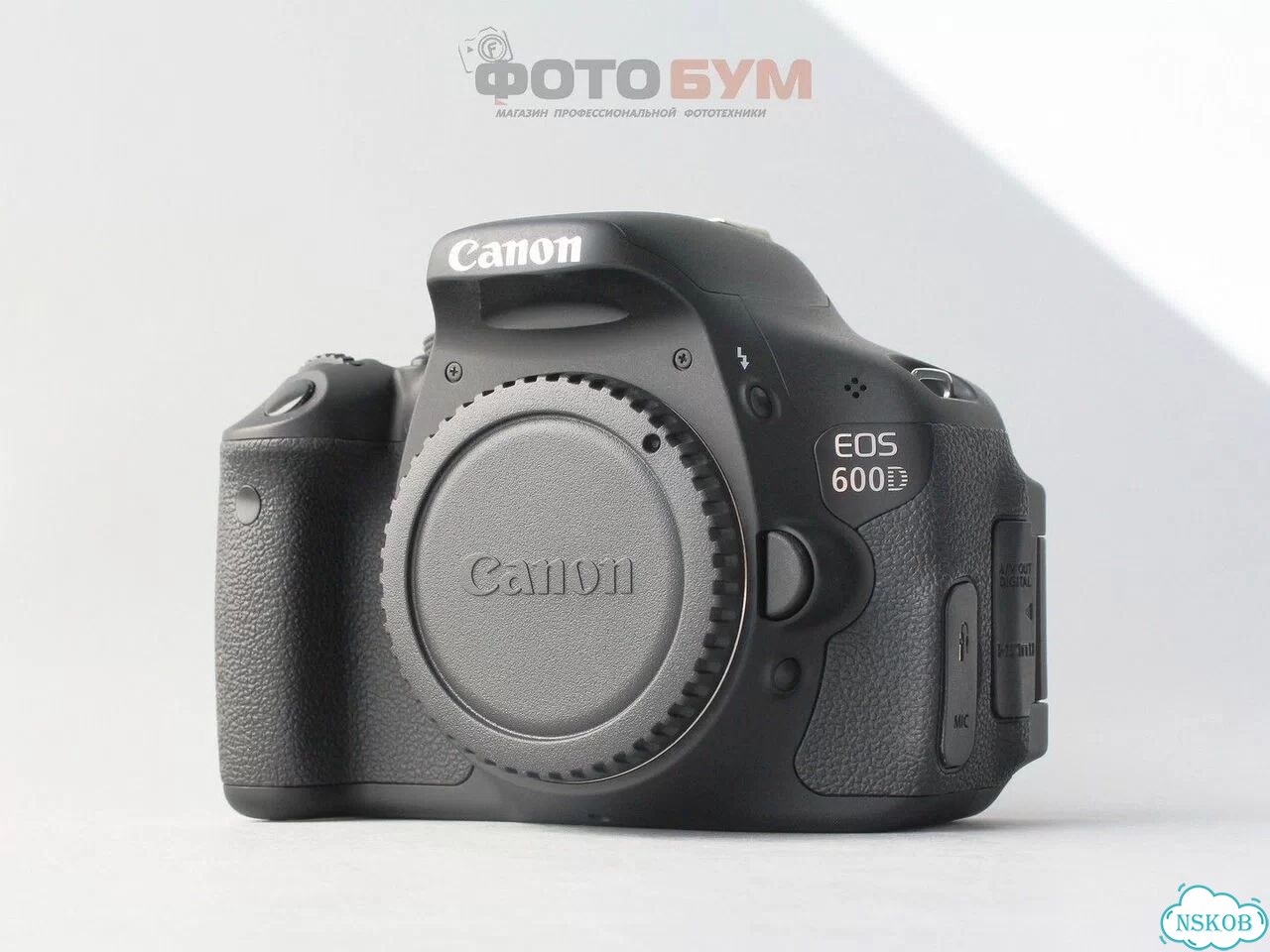 Фотоаппарат Canon 600D body (1300 кадров) фото 2
