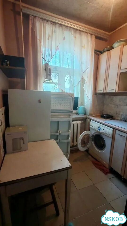 3-к. квартира, 40 м², 1/2 эт. фото 1