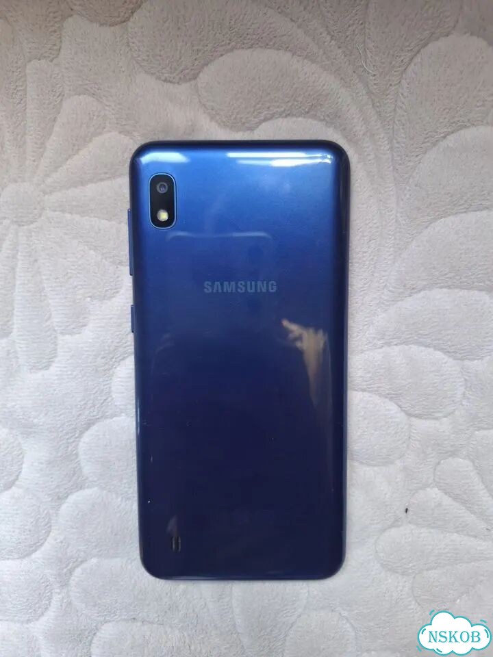 Samsung Galaxy A10, 2/32 ГБ, 2 SIM фото 3
