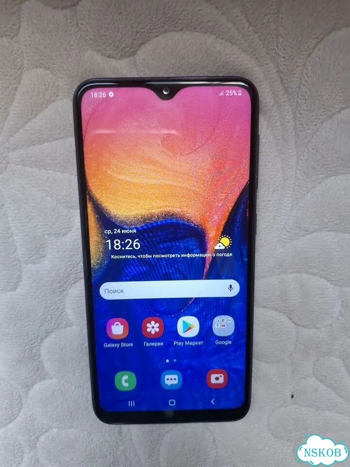 Samsung Galaxy A10, 2/32 ГБ, 2 SIM фото 4