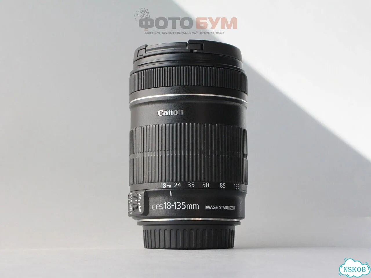 Объектив Canon EF-S 18-135 f3.5-5.6 IS фото 4