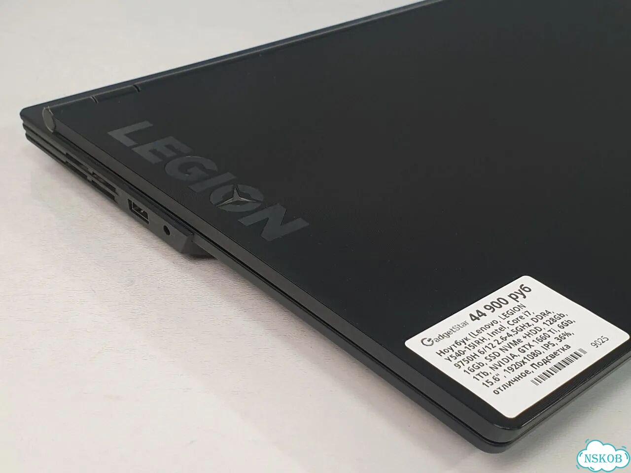 Ноутбук Lenovo legion Core i7 / GTX 1660 Ti фото 4