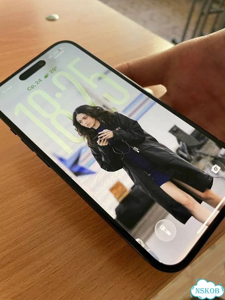 iPhone 15, 128 ГБ, SIM + eSIM фото 1