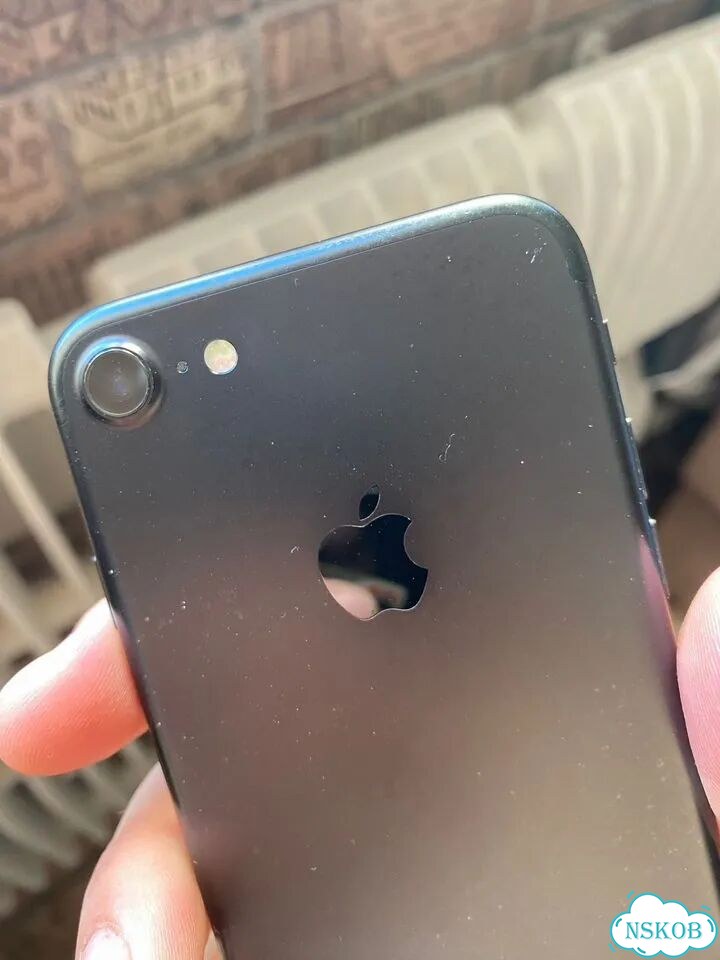 iPhone 7, 256 ГБ, 1 SIM фото 1