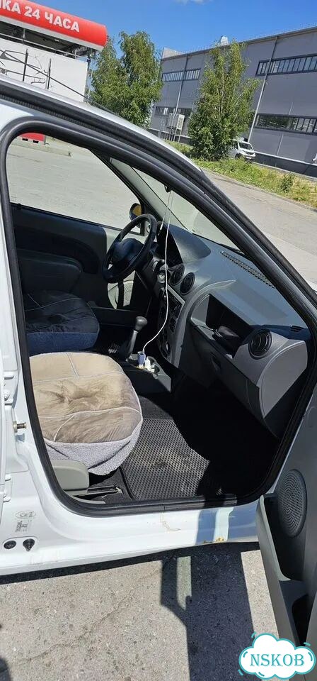 Renault Logan 1.6 MT, 2005, 133 300 км фото 18