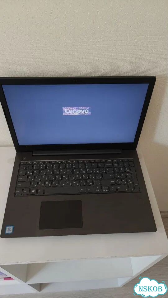 Ноутбук Lenovo v330 фото 1