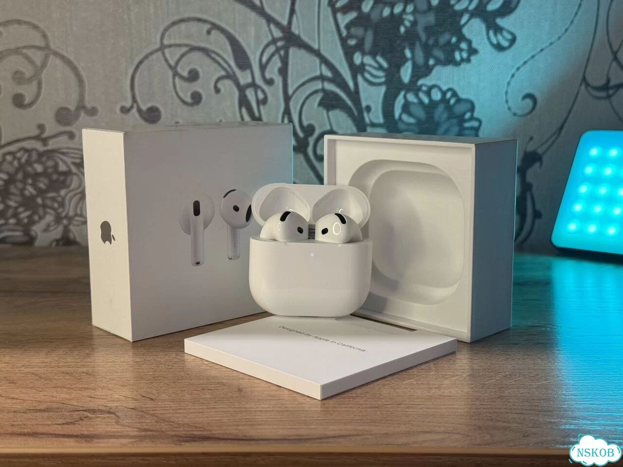Apple AirPods 4 (original) фото 2