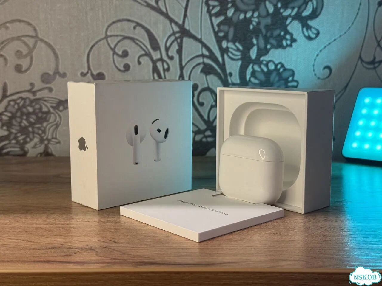 Apple AirPods 4 (original) фото 3