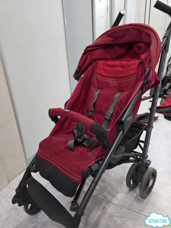 Коляска chicco Liteway трость фото 6