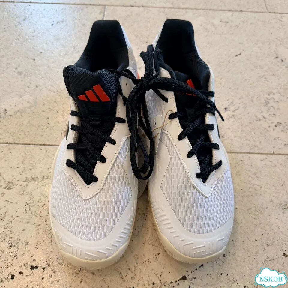 Теннисные кроссовки adidas EU 38,5 фото 2