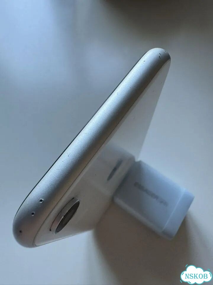 iPhone Xr, 128 ГБ, 1 SIM фото 9