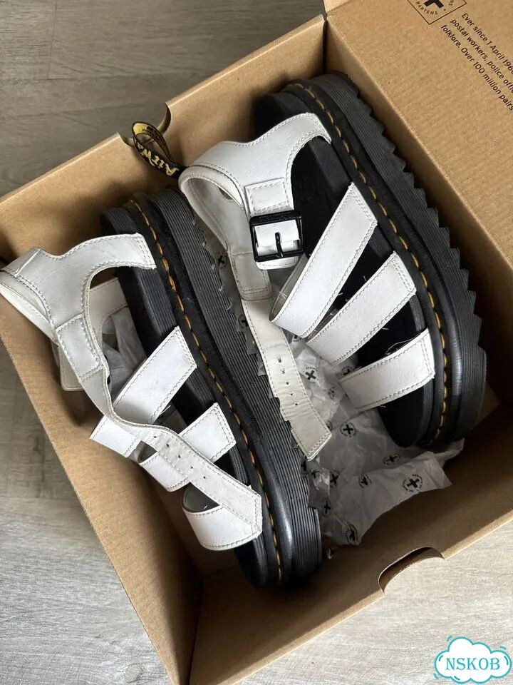 Dr Martens сандалии 39 женские фото 6