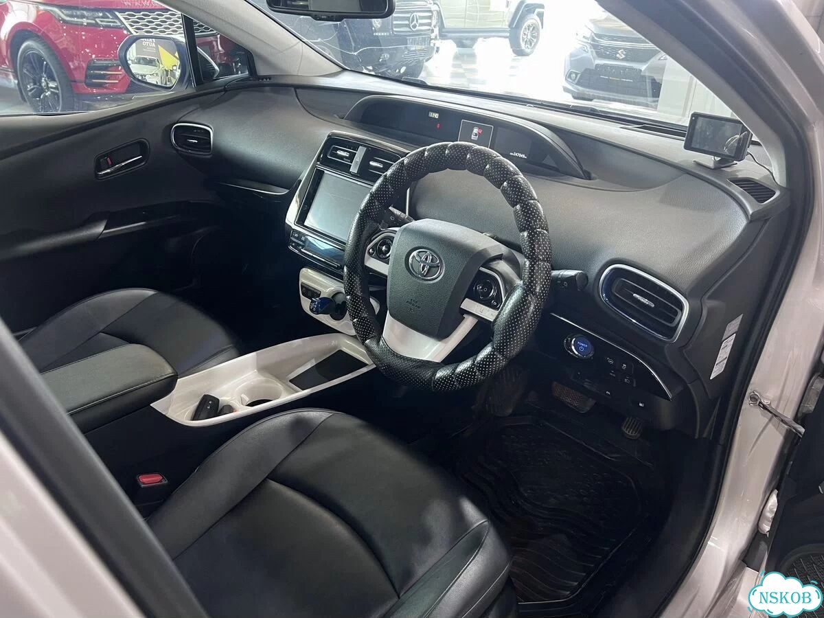 Toyota Prius 1.8 CVT, 2016, 247 000 км фото 12