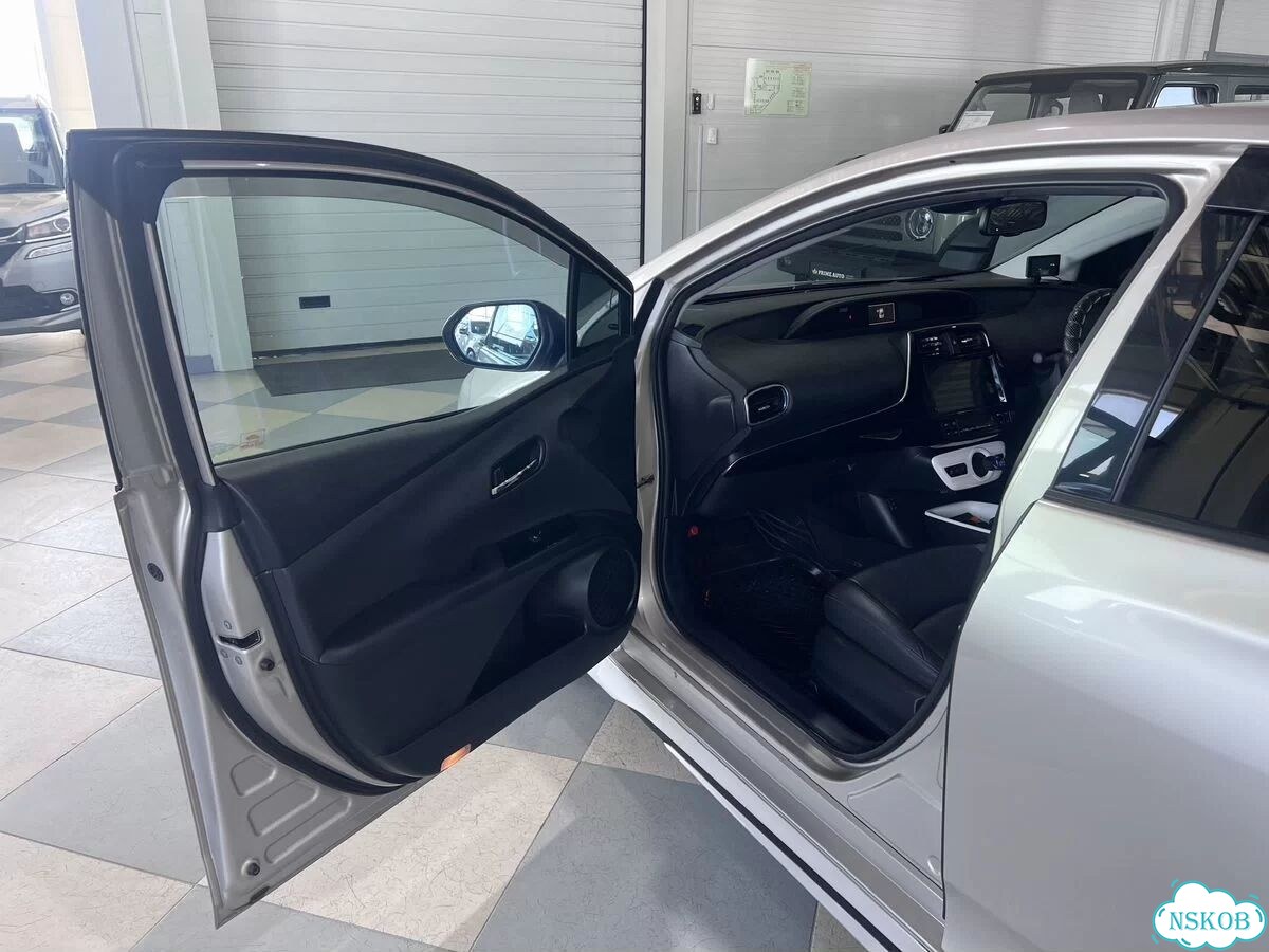 Toyota Prius 1.8 CVT, 2016, 247 000 км фото 17