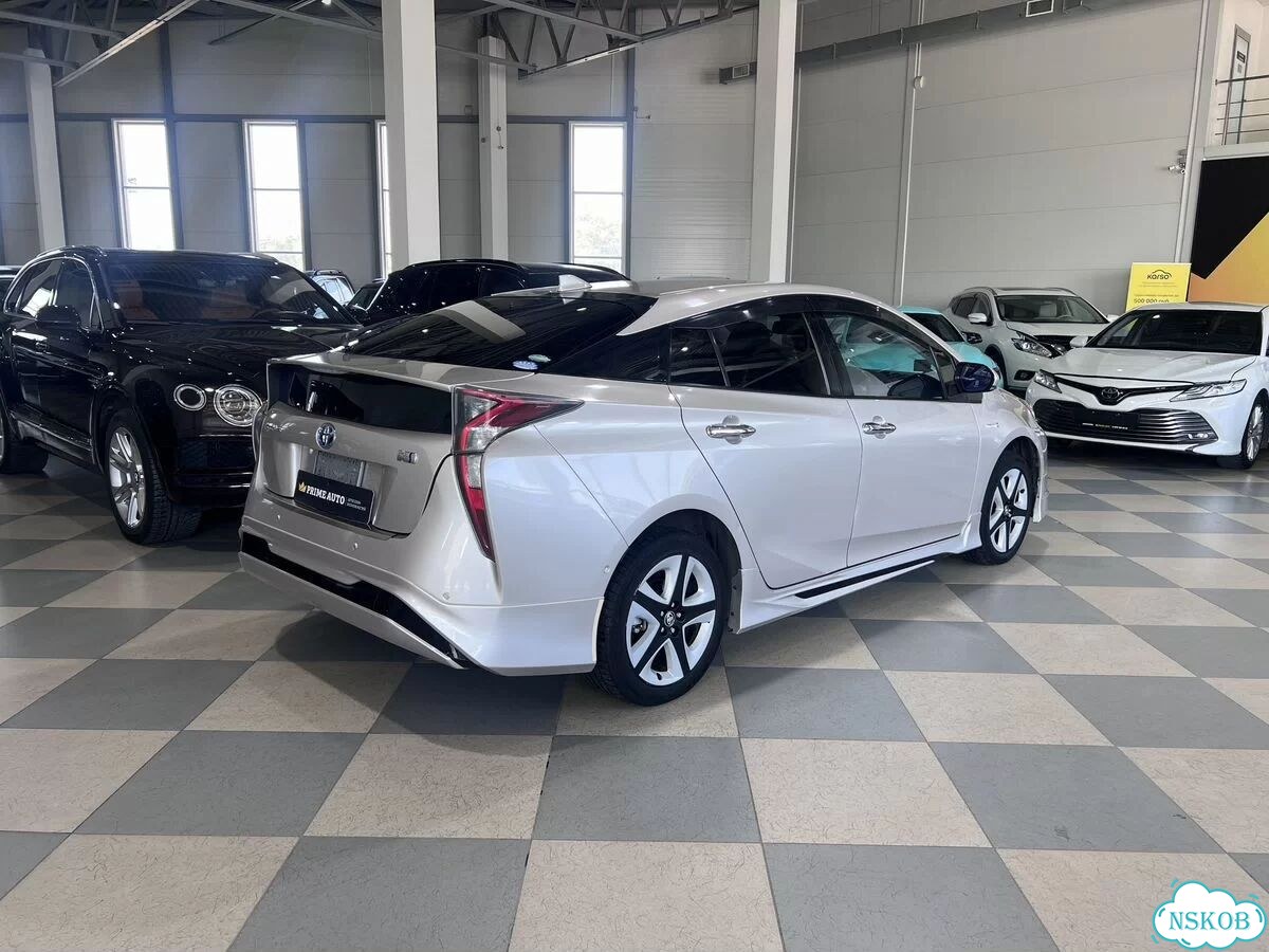 Toyota Prius 1.8 CVT, 2016, 247 000 км фото 5