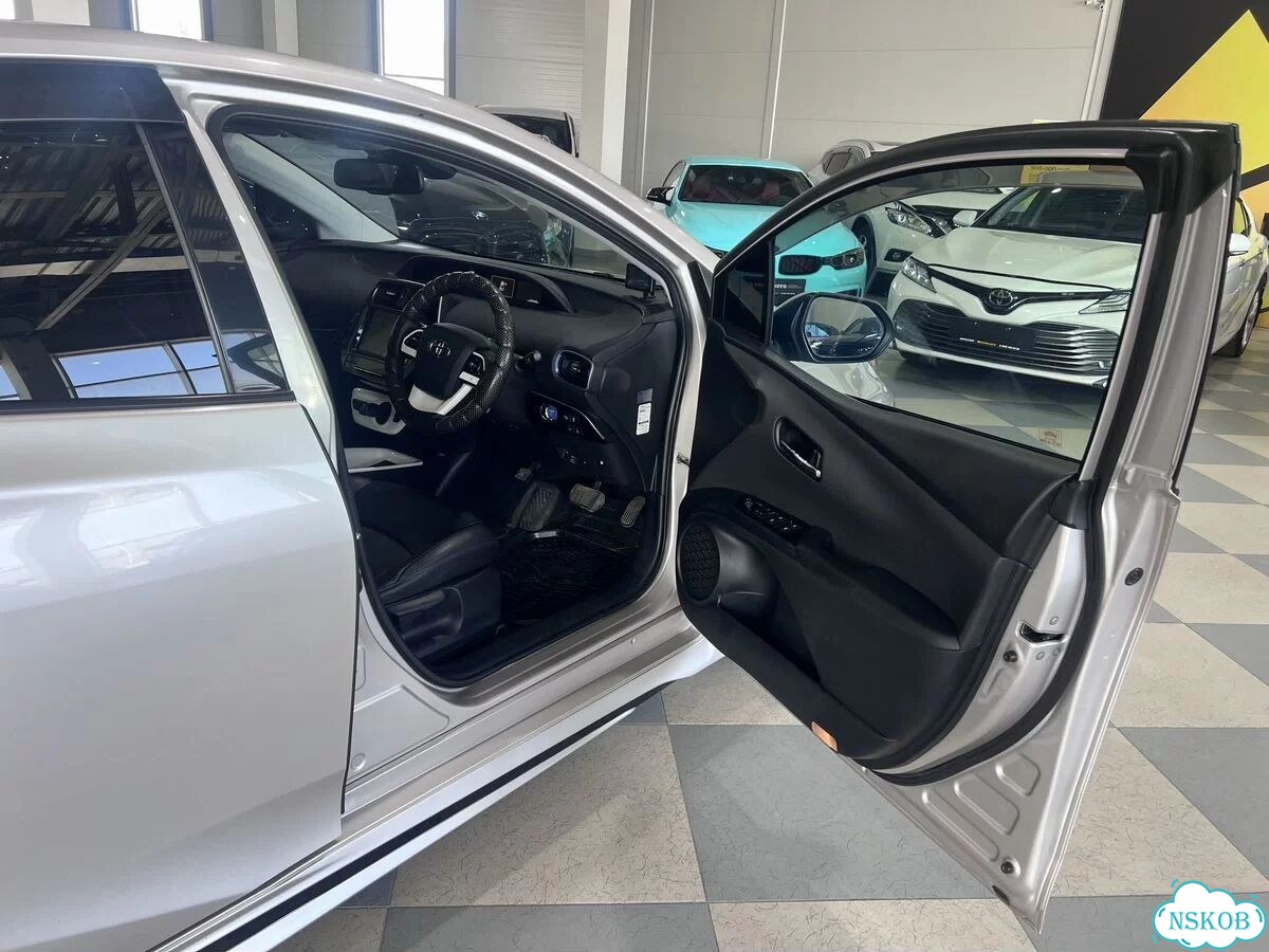 Toyota Prius 1.8 CVT, 2016, 247 000 км фото 9