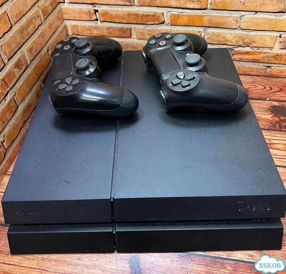 Прошитая PlayStation 4 + много игр фото 1