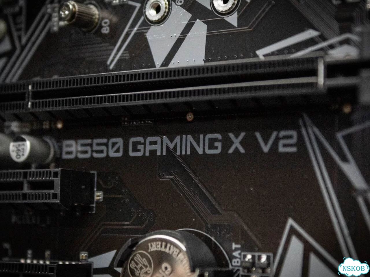 Материнская плата Gigabyte B550 Gaming X V2 фото 2