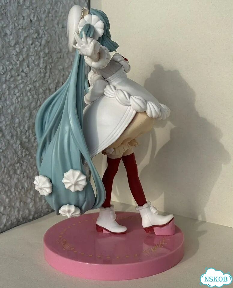 Фигурка Miku sweet sweets strawberry short фото 2