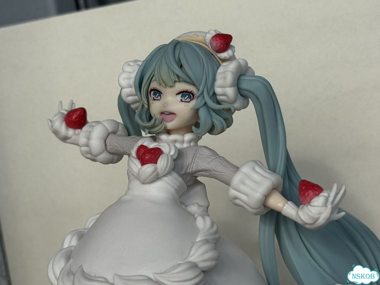 Фигурка Miku sweet sweets strawberry short фото 6