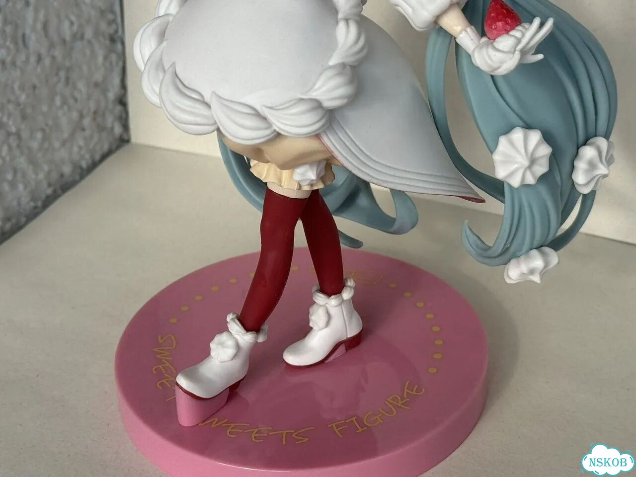 Фигурка Miku sweet sweets strawberry short фото 7