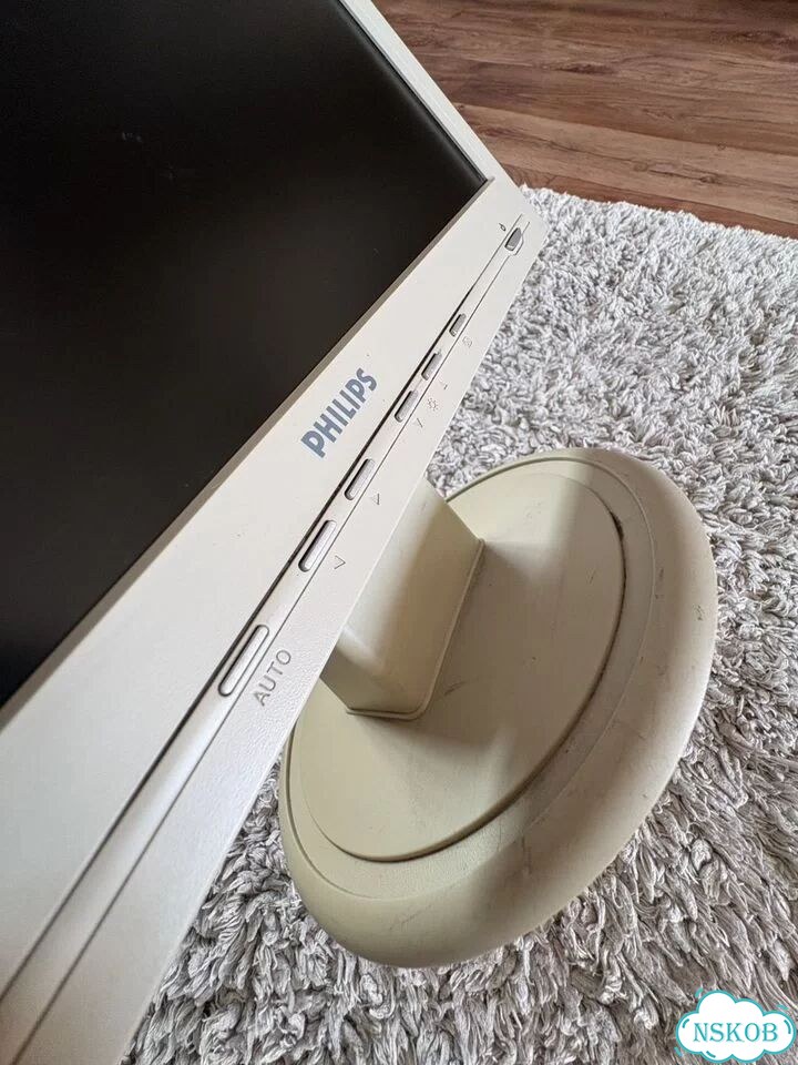 Монитор Philips 150S фото 4