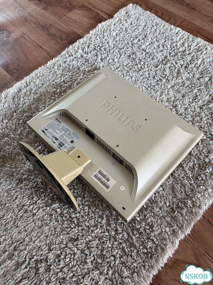 Монитор Philips 150S фото 5