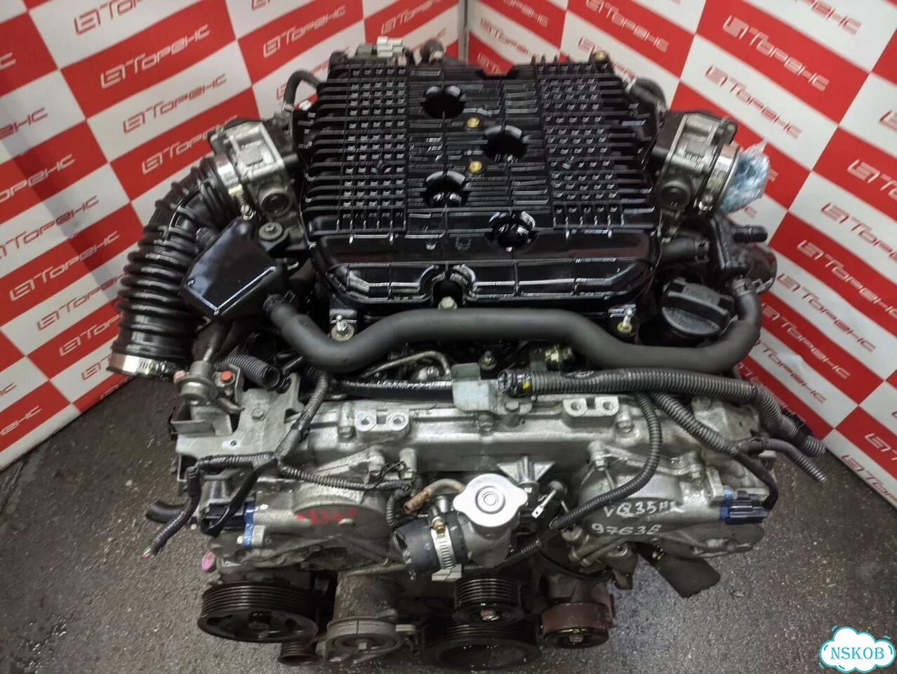 Оригинальный двигатель Ниссан Скайлайн V36 с VQ35HR фото 3