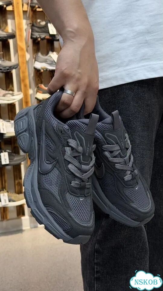 Кроссовки Nike V2K Run фото 1