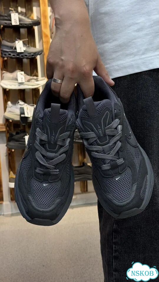 Кроссовки Nike V2K Run фото 2