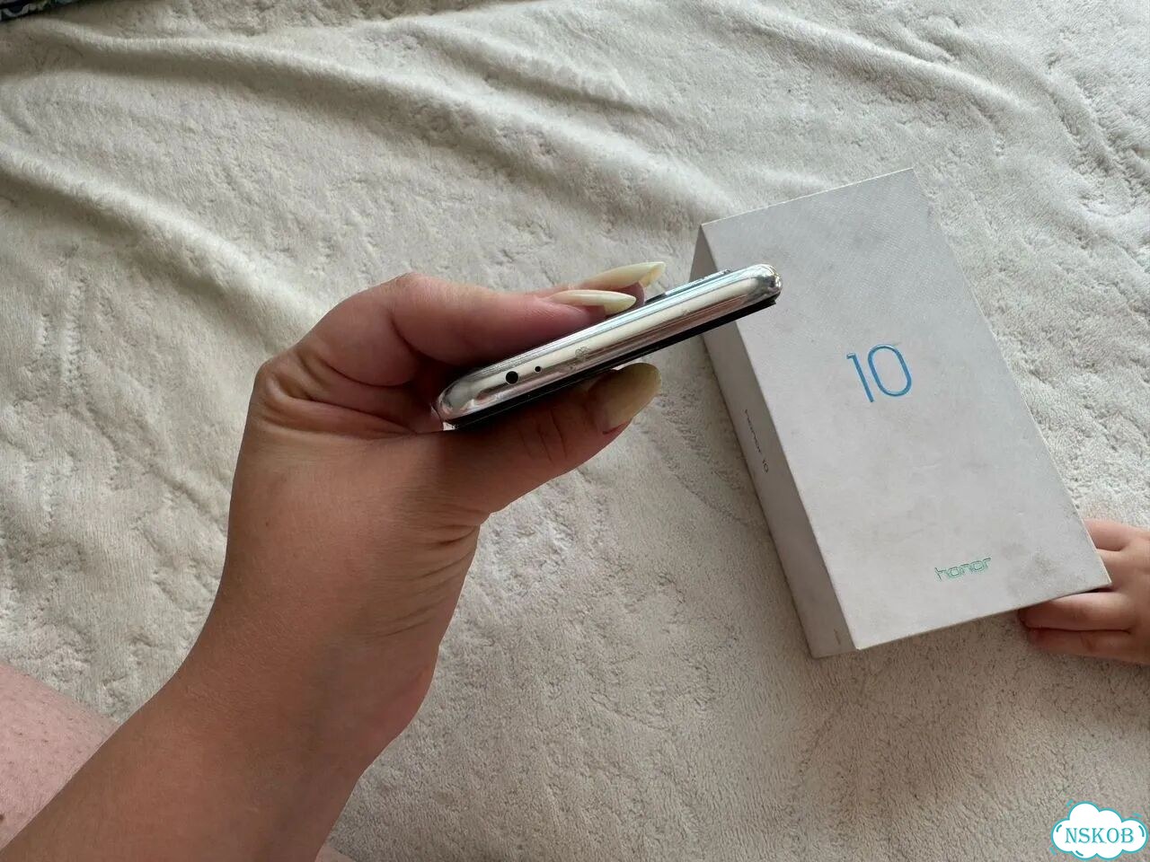 HONOR 10, 4/64 ГБ, 2 SIM фото 6