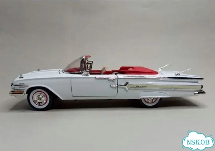 Модель автомобиля 1:18.Chevrolet Impala 1960 фото 5