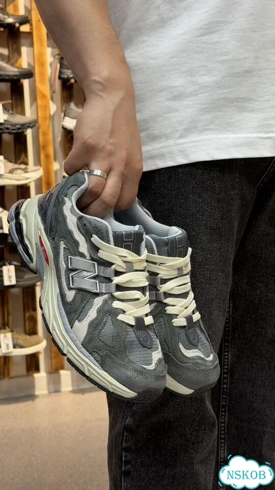 Кроссовки New Balance 1906d фото 1