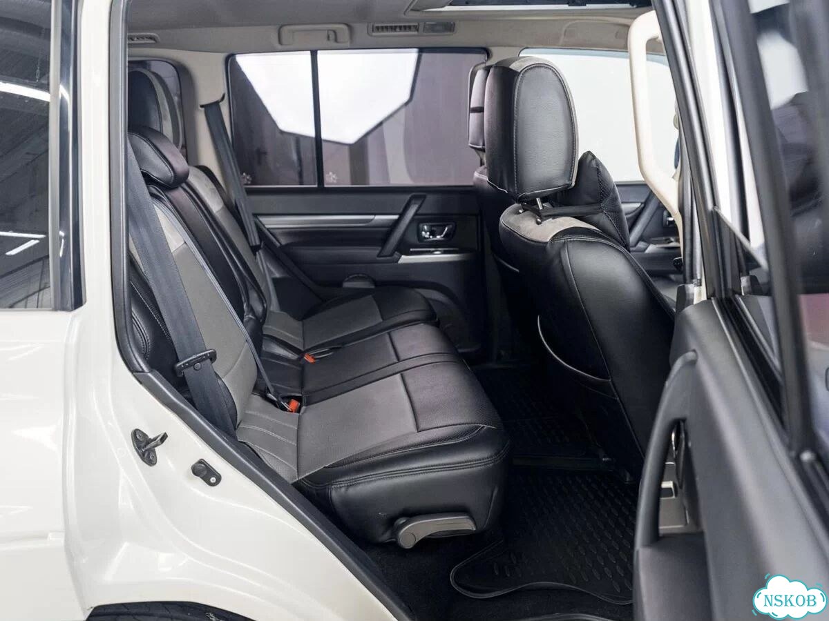 Mitsubishi Pajero 3.0 AT, 2021, 147 956 км фото 26