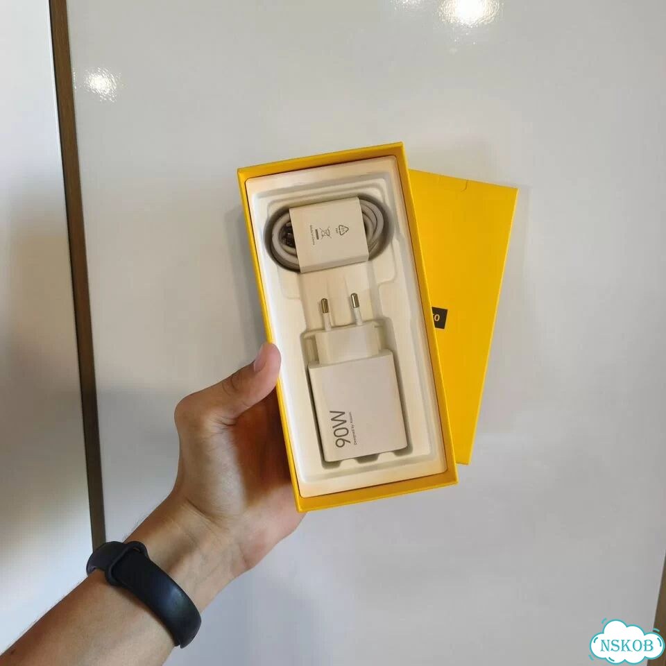 Xiaomi Poco F7 Pro, 12/256 ГБ, SIM + eSIM фото 8