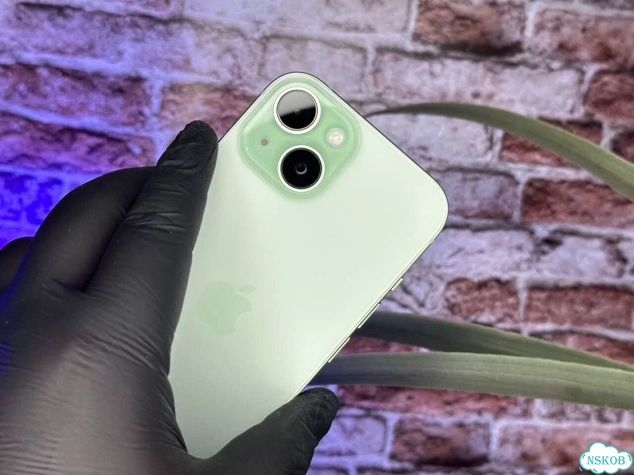 iPhone 15, 256 ГБ, SIM + eSIM фото 7