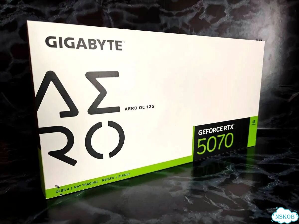 Видеокарта gigabyte RTX 5070 aero фото 1