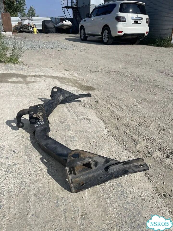 Фаркоп на nissan patrol y62 фото 9