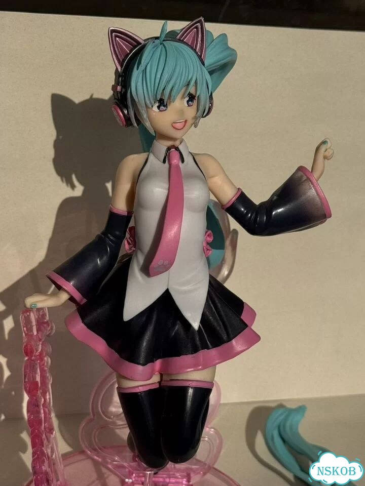 Оригинальная Фигурка 2020 Miku Birthday фото 3