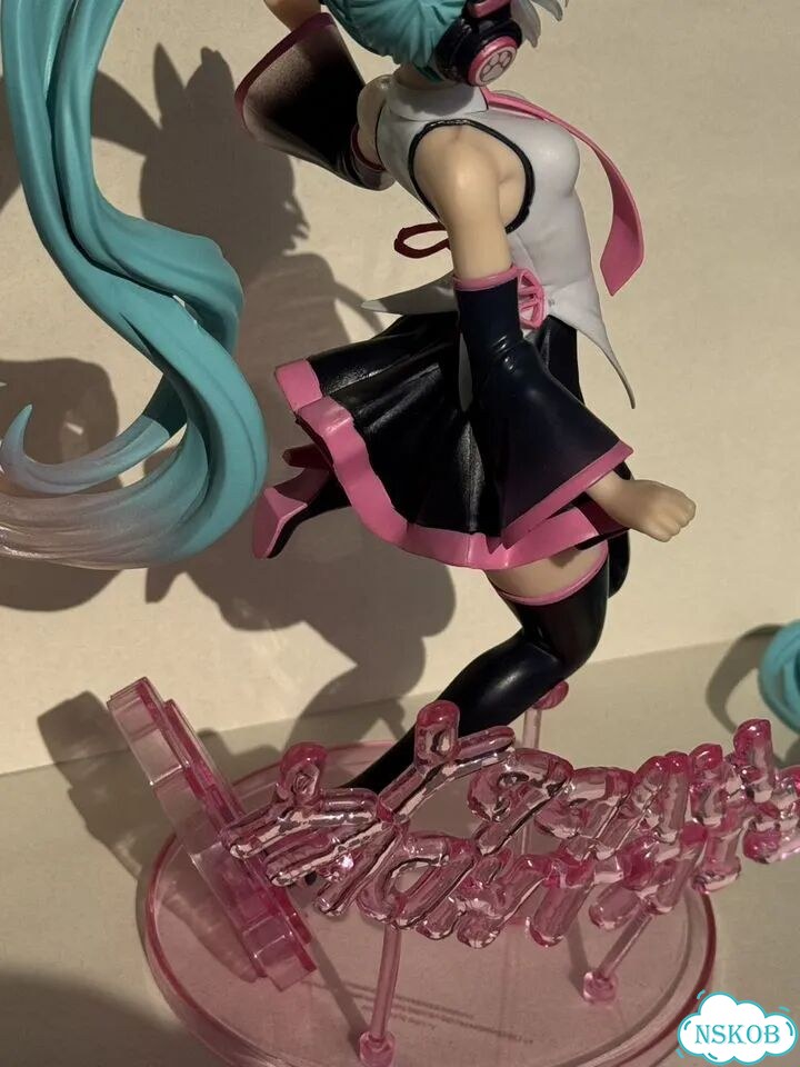 Оригинальная Фигурка 2020 Miku Birthday фото 4