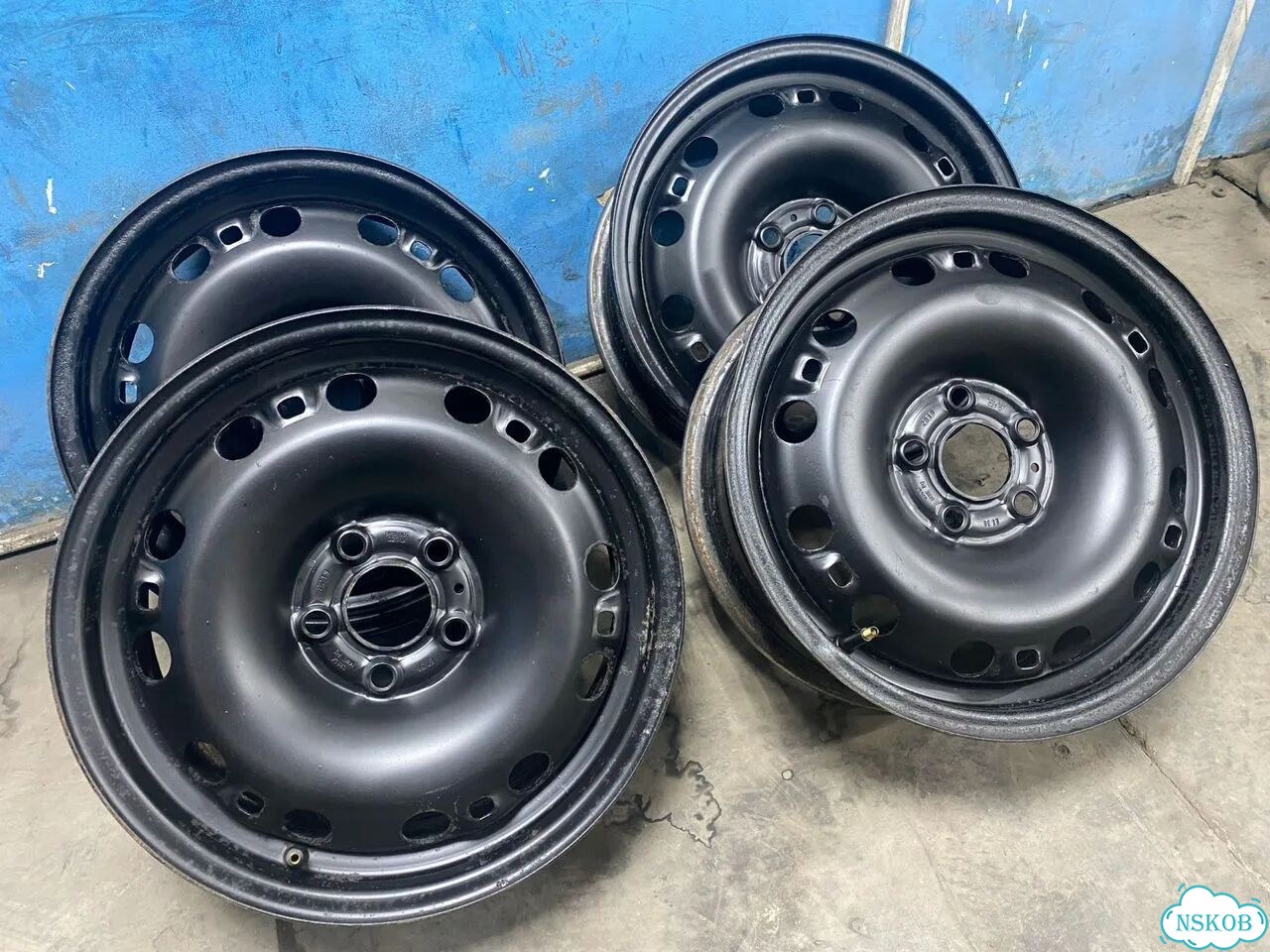 Штампованные диски Volkswagen 6×R15 5×100 фото 2