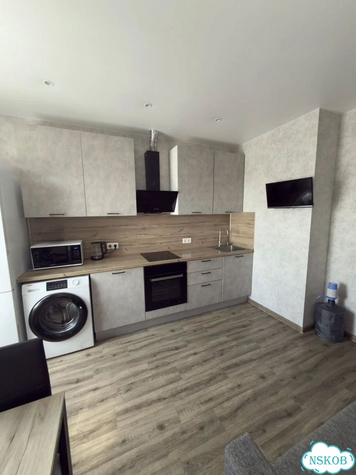 2-к. квартира, 60 м², 11/14 эт. фото 3