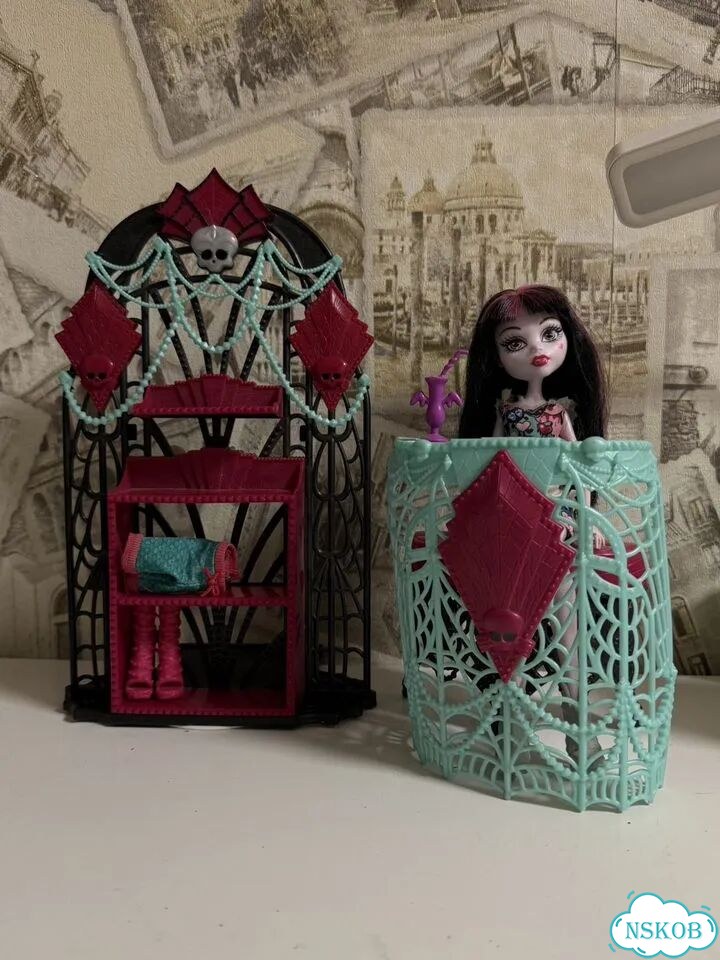 Monster High G1 Дракулаура Boo York фото 1