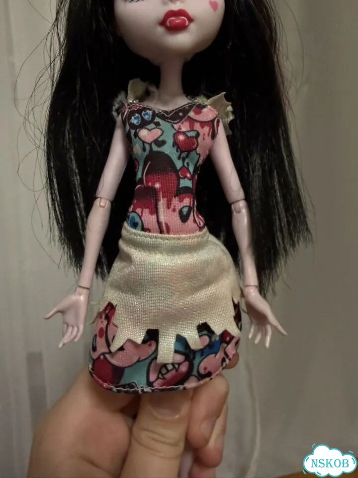 Monster High G1 Дракулаура Boo York фото 5