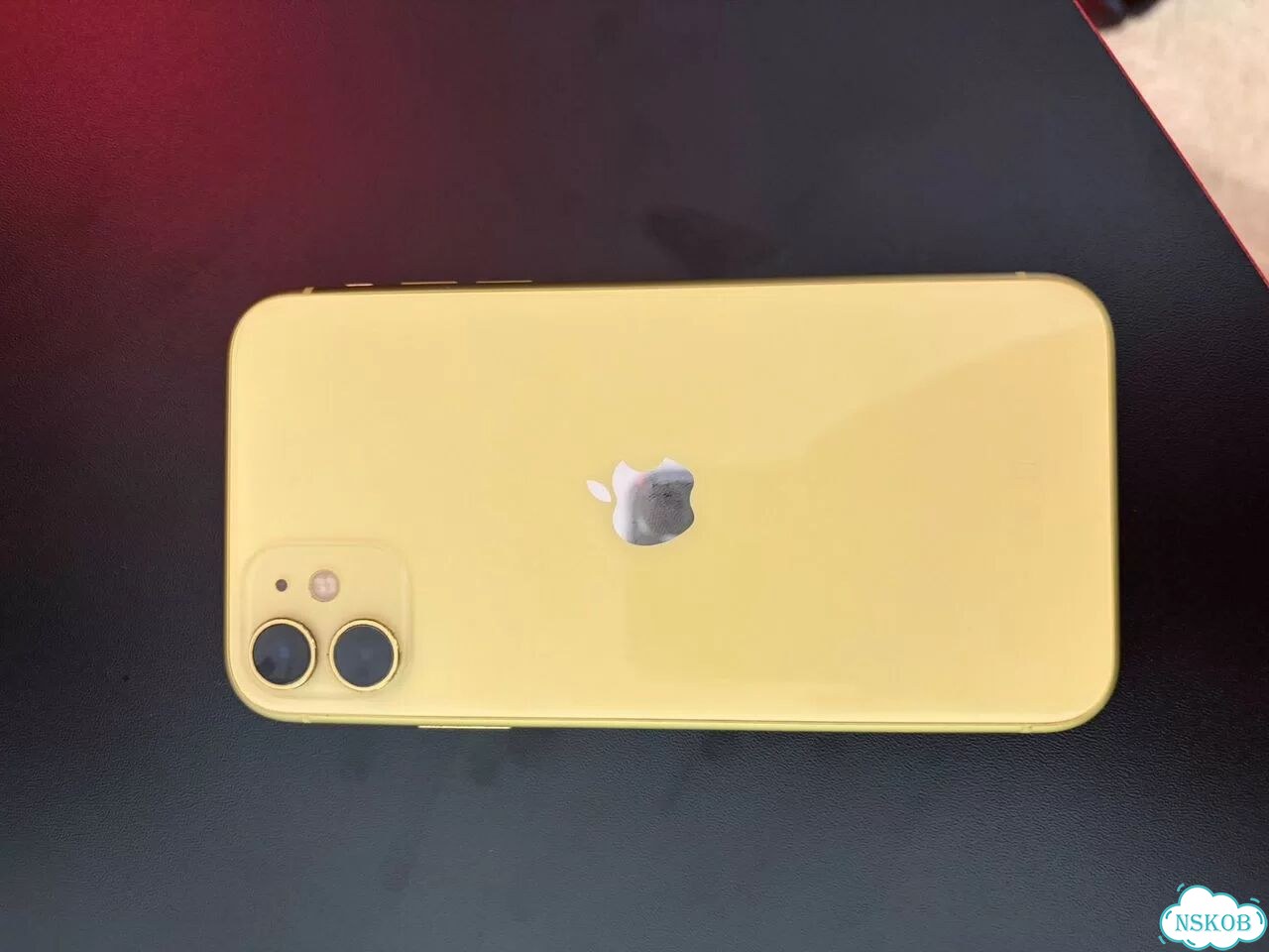 iPhone 11, 64 ГБ, SIM + eSIM фото 2